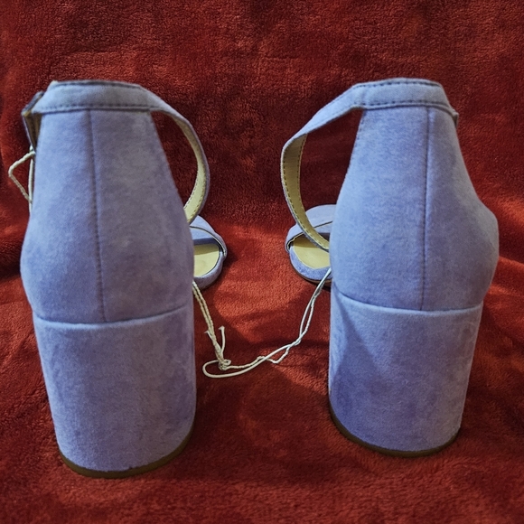 **BLACK FRIDAY SALE**A New Day by Target Purple/Lavender Sandals-Size 10 - Picture 4 of 6